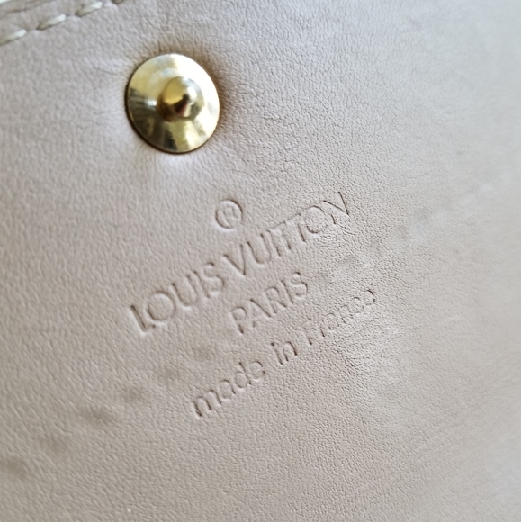 Louis Vuitton Wallet - Picture 5 of 14